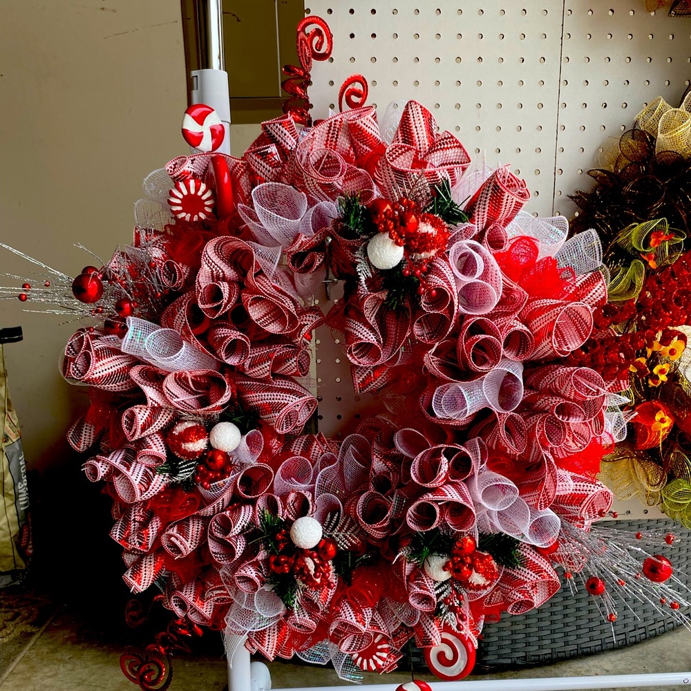 Candy Cane Wreath